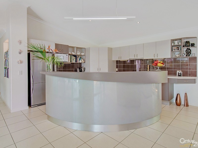 3 Parsons Bank Drive, Twin Waters QLD 4564