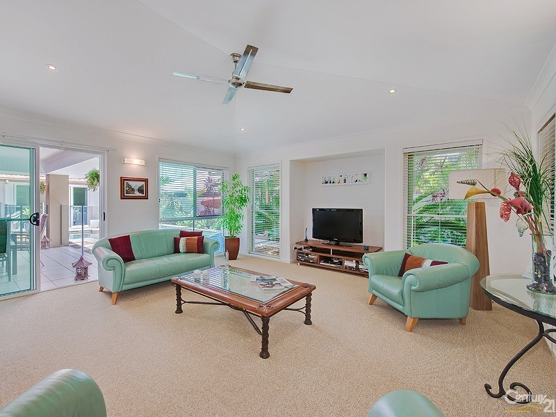 3 Parsons Bank Drive, Twin Waters QLD 4564