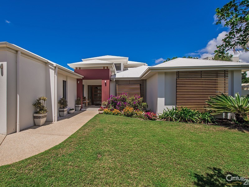 1 Waterfront Court, Twin Waters QLD 4564