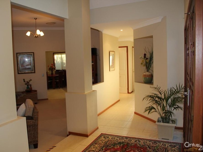 71 Stillwater Drive, Twin Waters QLD 4564