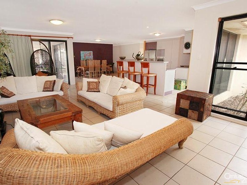 21 Stillwater Drive, Twin Waters QLD 4564