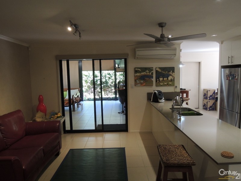 62 Boomba Street, Pacific Paradise QLD 4564