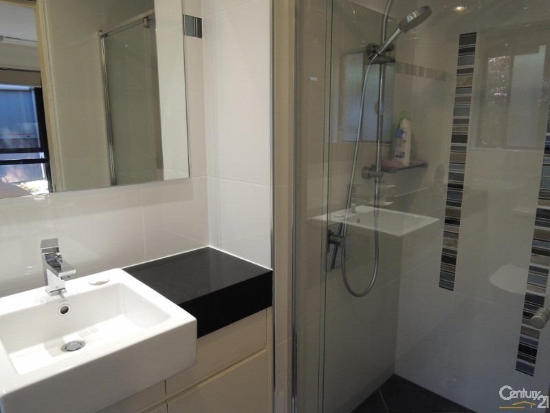 62 Boomba Street, Pacific Paradise QLD 4564