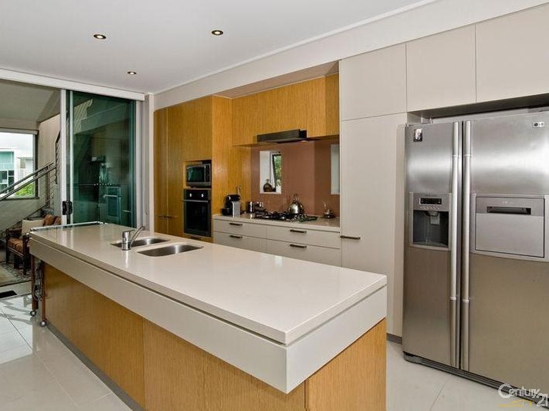 10/20 Anchorage Circuit, Twin Waters QLD 4564