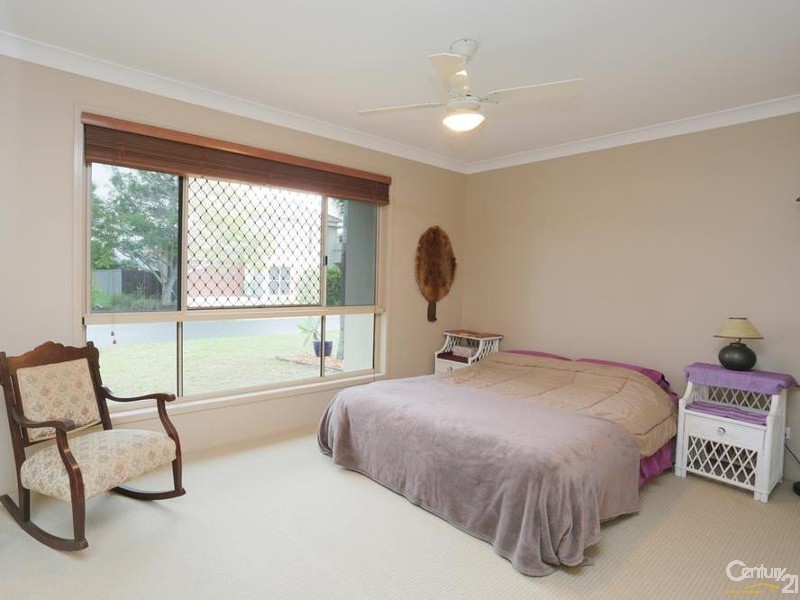 3 Oyster Court, Twin Waters QLD 4564
