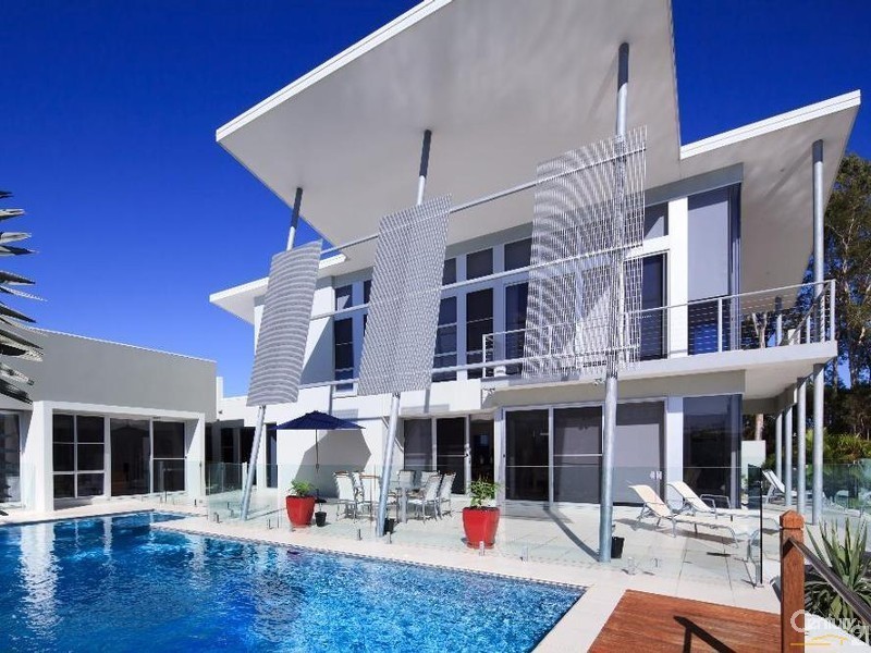 5 River Edge Court, Twin Waters QLD 4564