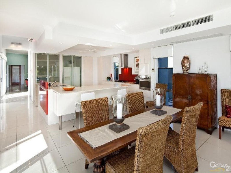 5 River Edge Court, Twin Waters QLD 4564