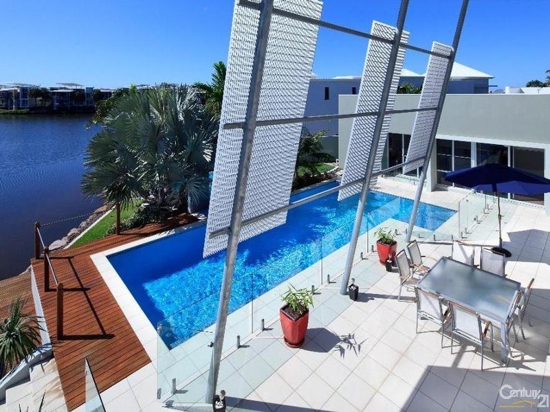 5 River Edge Court, Twin Waters QLD 4564