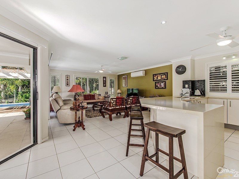 7 Sand Lane, Twin Waters QLD 4564