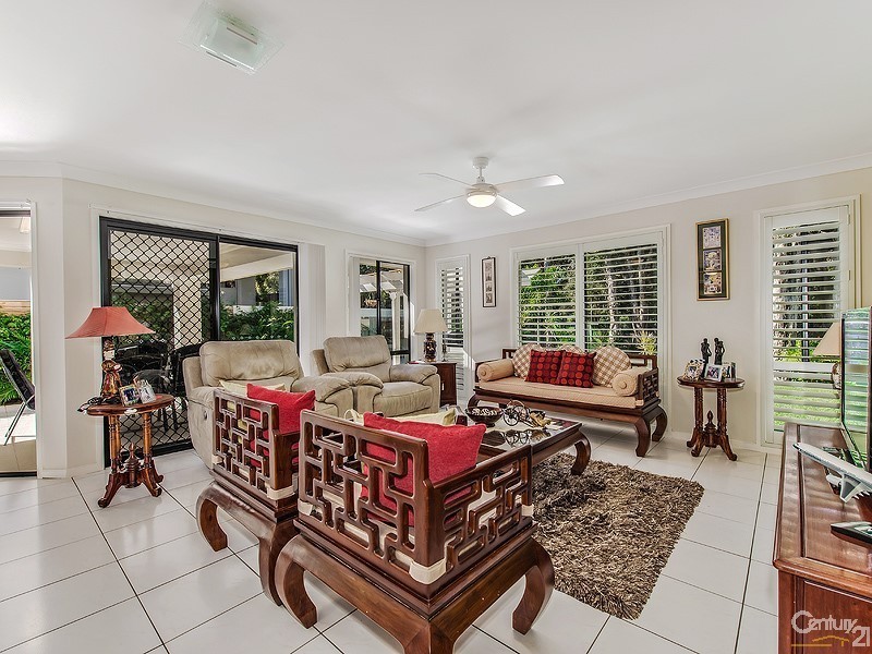 7 Sand Lane, Twin Waters QLD 4564