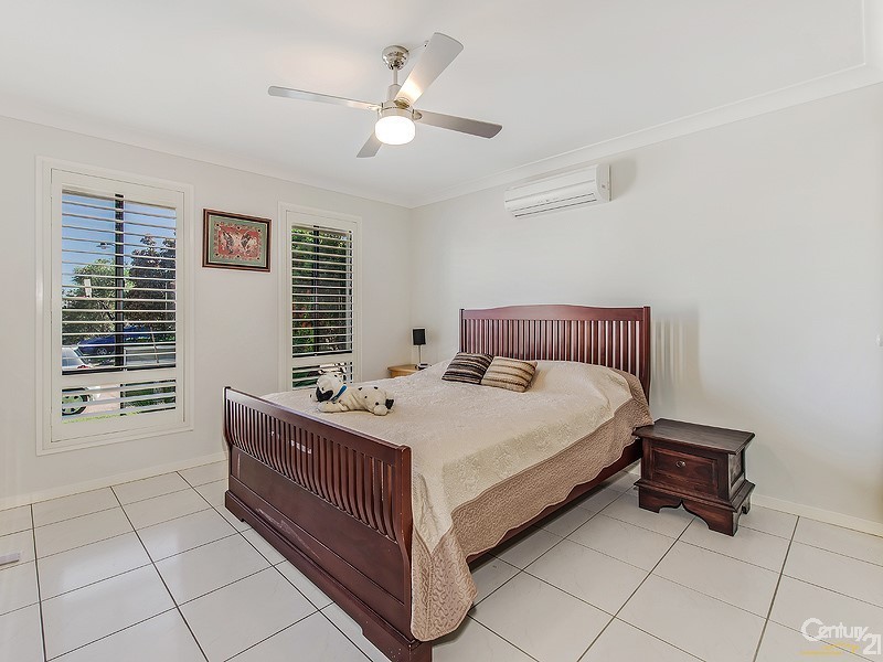 7 Sand Lane, Twin Waters QLD 4564