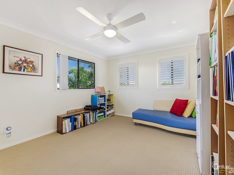 7 Sand Lane, Twin Waters QLD 4564