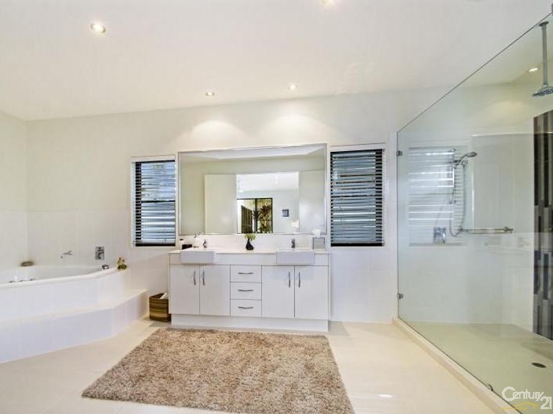 56 Anchorage Circuit, Twin Waters QLD 4564