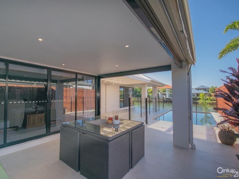 3 Glenwood Place, Twin Waters QLD 4564