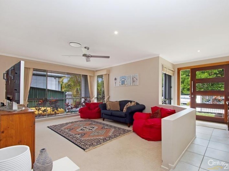 3 Glenwood Place, Twin Waters QLD 4564