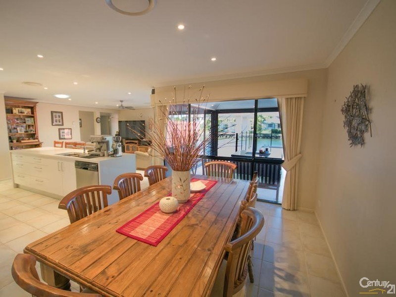 3 Glenwood Place, Twin Waters QLD 4564