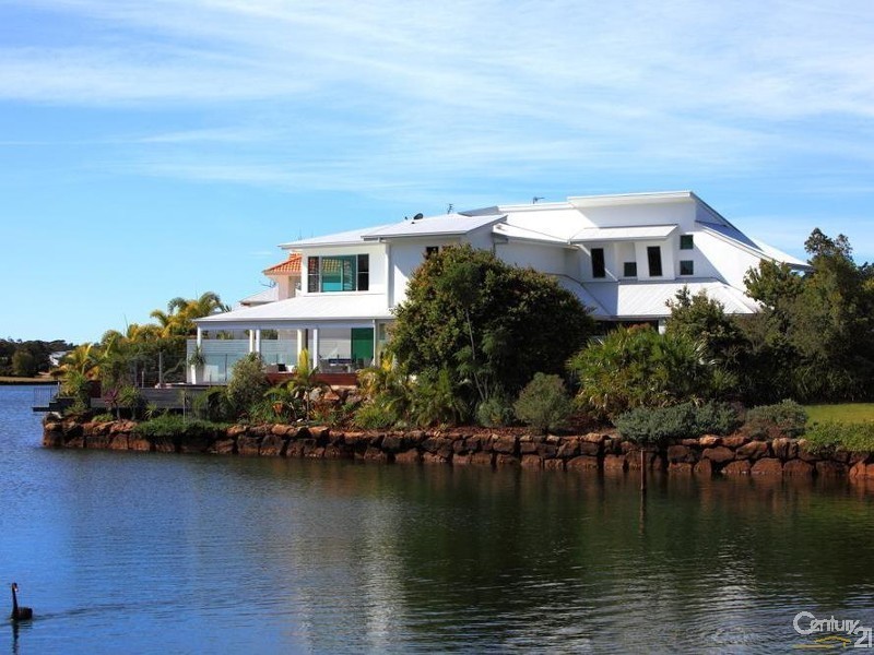 36 Stillwater Drive, Twin Waters QLD 4564