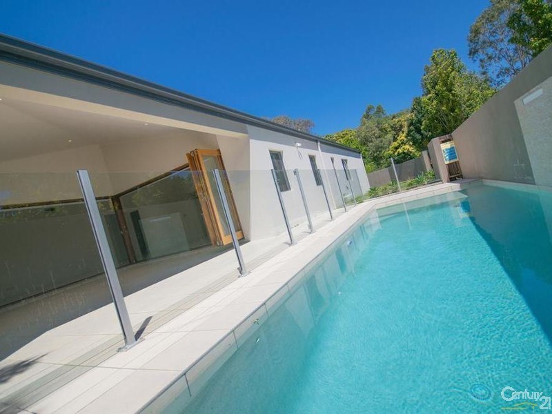 7 Parsons Bank Drive, Twin Waters QLD 4564