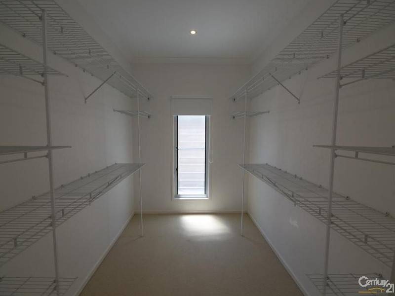 7 Parsons Bank Drive, Twin Waters QLD 4564