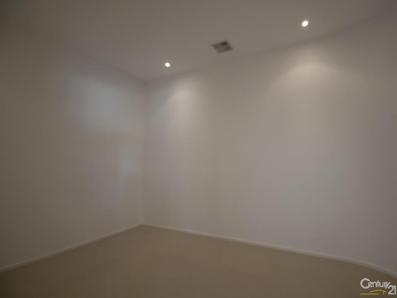 7 Parsons Bank Drive, Twin Waters QLD 4564