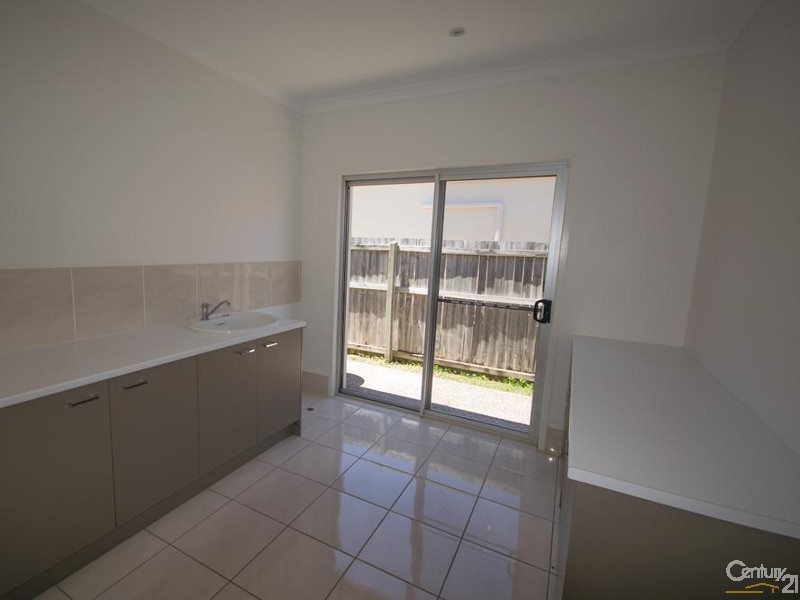 7 Parsons Bank Drive, Twin Waters QLD 4564