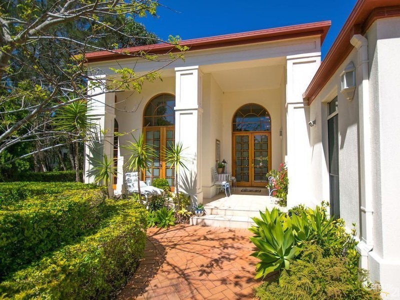 14 Spinifex Place, Twin Waters QLD 4564