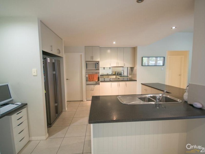 22 Moorings Circuit, Twin Waters QLD 4564