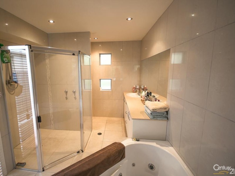 22 Moorings Circuit, Twin Waters QLD 4564