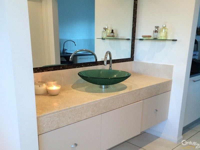 32 Stillwater Drive, Twin Waters QLD 4564