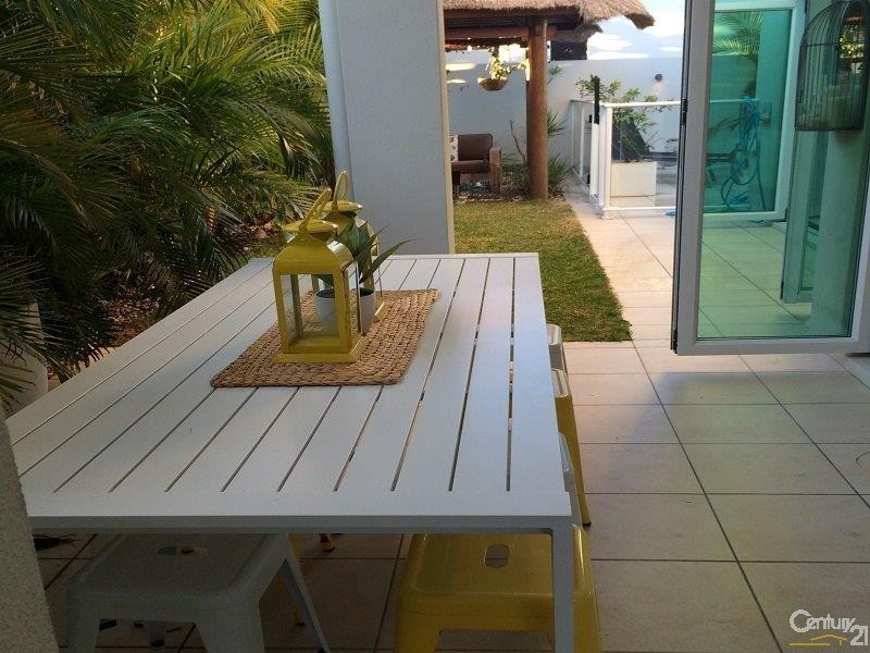 32 Stillwater Drive, Twin Waters QLD 4564