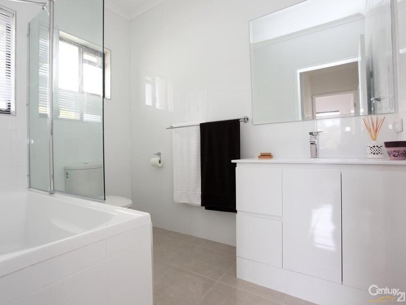 6 Petrie Avenue, Marcoola QLD 4564