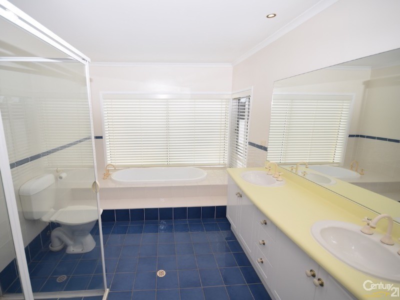 23 Tamarind Place, Twin Waters QLD 4564