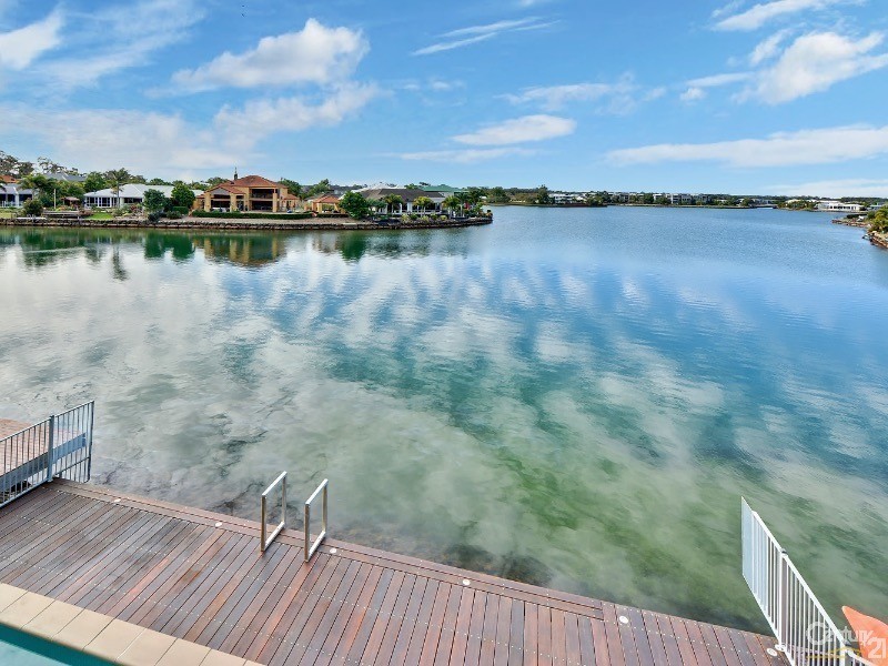 14 Staysail Place, Twin Waters QLD 4564