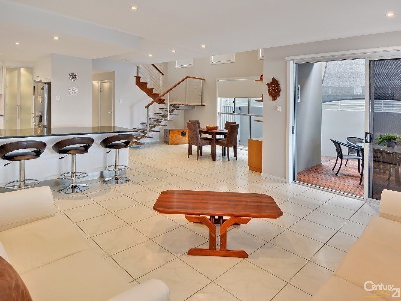 14 Staysail Place, Twin Waters QLD 4564