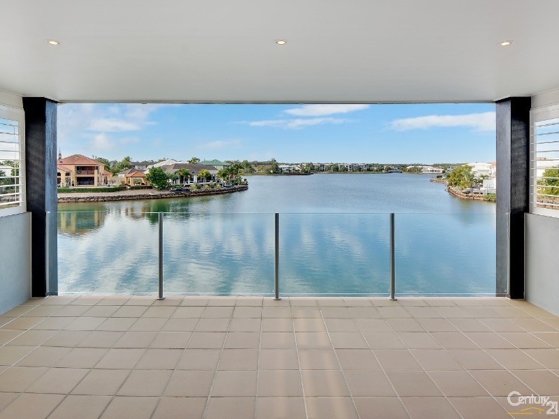 14 Staysail Place, Twin Waters QLD 4564