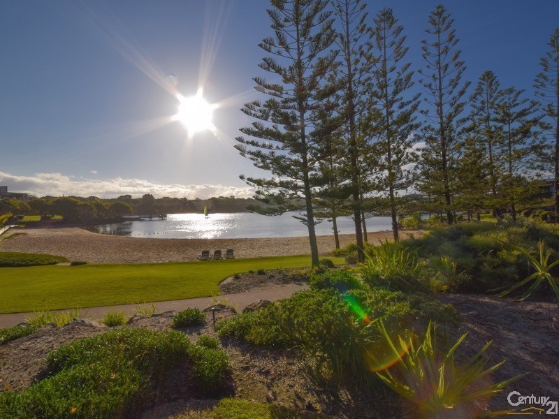 49/80 North shore Road, Twin Waters QLD 4564