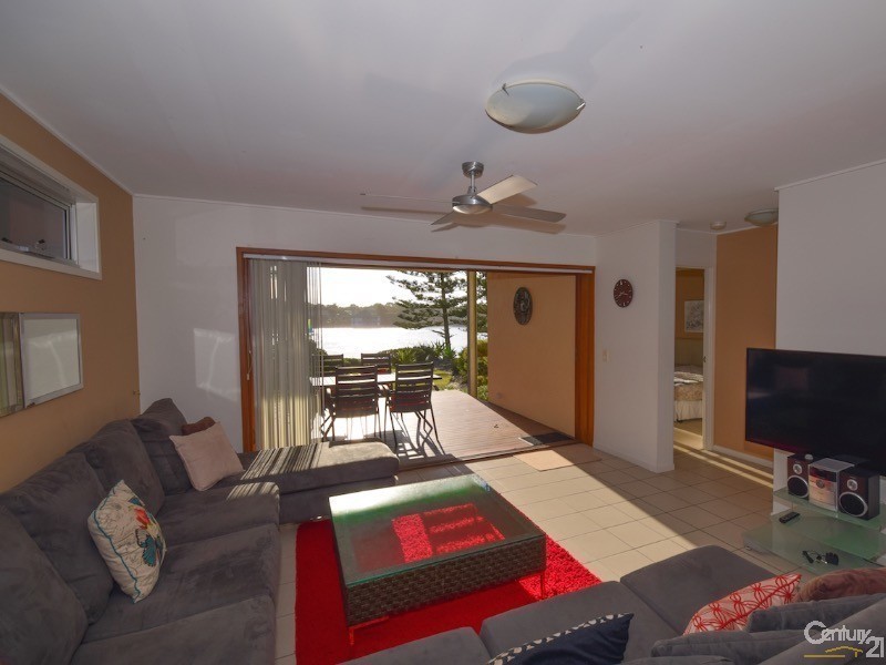 49/80 North shore Road, Twin Waters QLD 4564