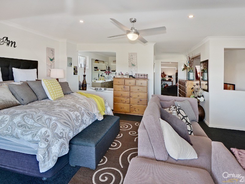 47 North Beach Place, Mudjimba QLD 4564