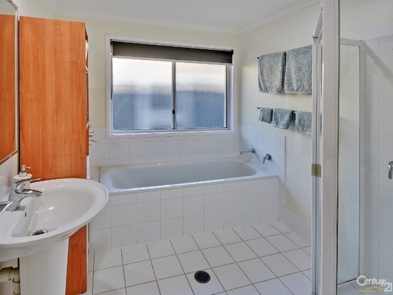 5 Sunorchid Place, Twin Waters QLD 4564