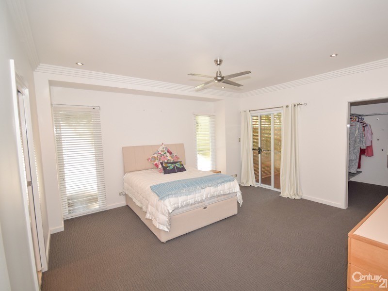 2 Merkara Crescent, Twin Waters QLD 4564