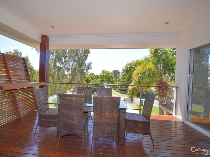 2 Merkara Crescent, Twin Waters QLD 4564