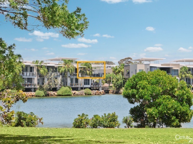 10/20 Anchorage Circuit, Twin Waters QLD 4564