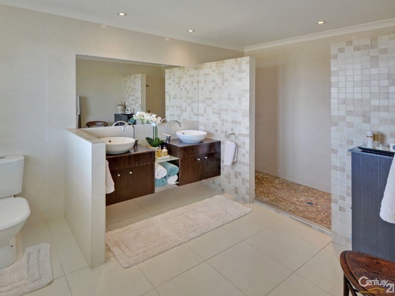 39  Moorings Circuit, Twin Waters QLD 4564