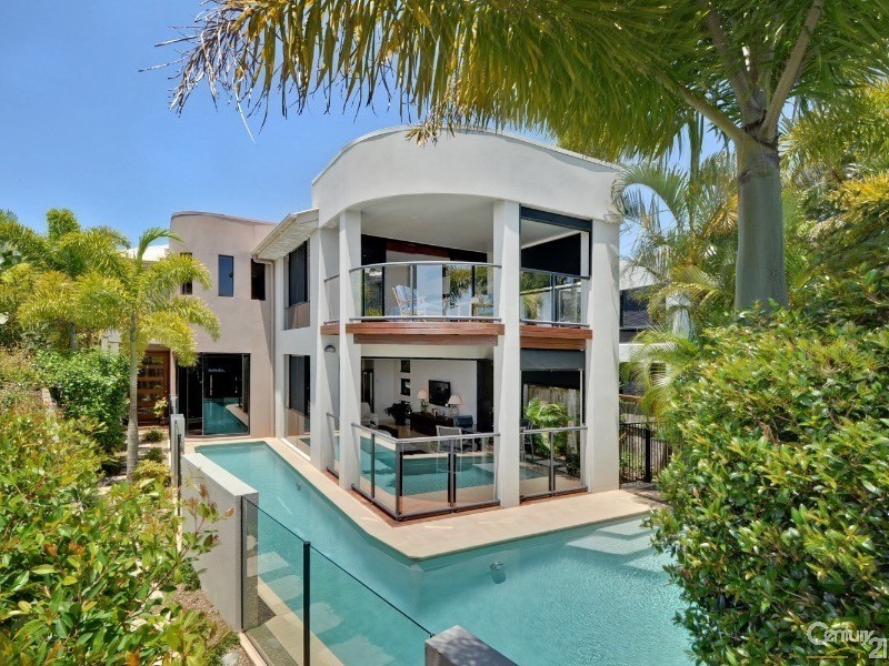 69 Baywater Drive, Twin Waters QLD 4564