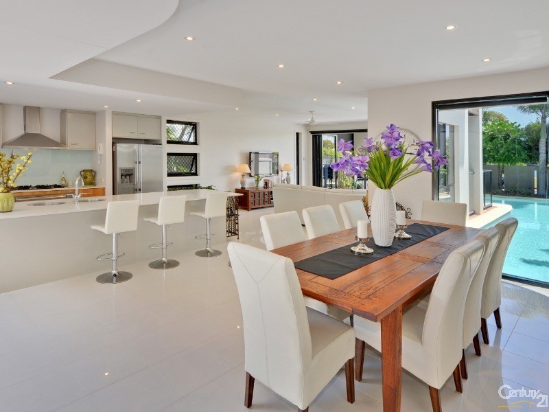 69 Baywater Drive, Twin Waters QLD 4564