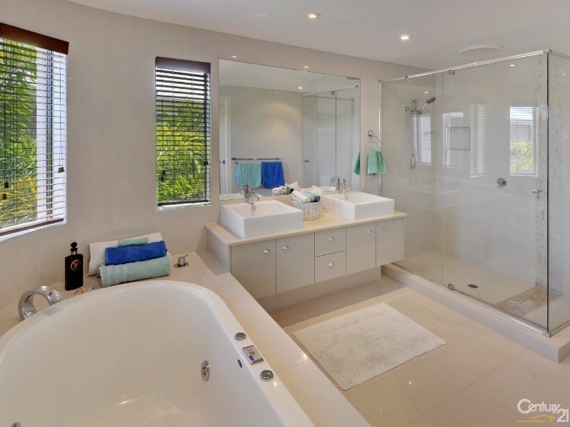 69 Baywater Drive, Twin Waters QLD 4564