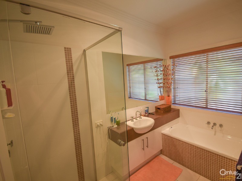 3 Starfish Way, Twin Waters QLD 4564