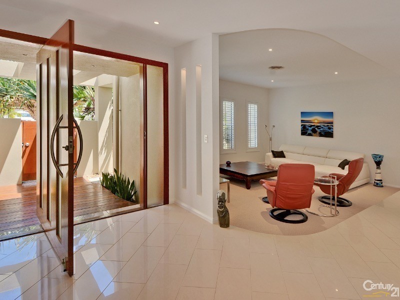 24 Moorings Circuit, Twin Waters QLD 4564