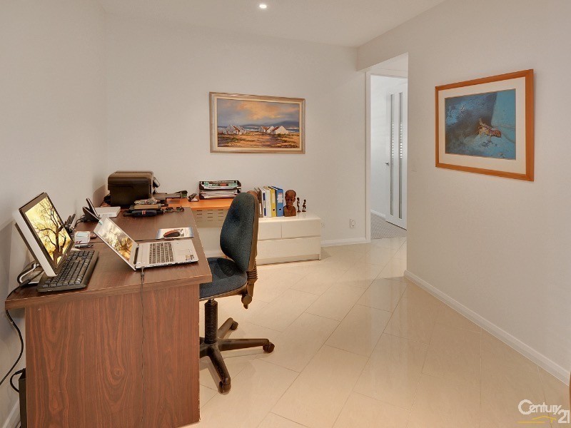 24 Moorings Circuit, Twin Waters QLD 4564