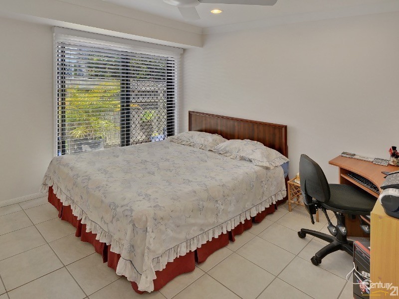 3 Staysail Place, Twin Waters QLD 4564